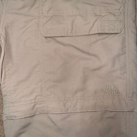 North Face hiking pant/short - Picture 3 of 9